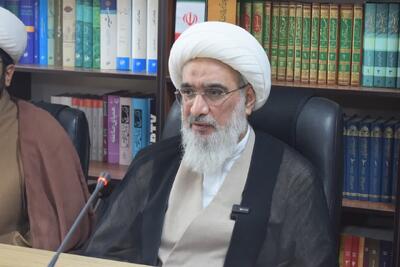 مردم ایران از مکتب امام حسین دیانت و مقاومت آموخته‌اند