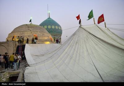 آئین سنتی برافراشتن خیمه عزای سیدالشهدا (ع) در چهل اختران قم- عکس خبری تسنیم | Tasnim