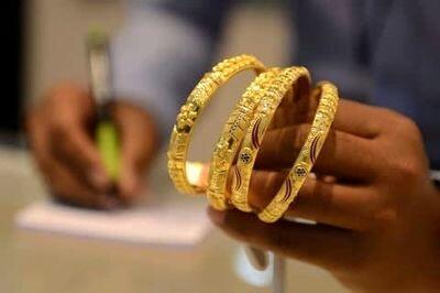 وضعیت کنونی بازار طلا در سطح جهانی و داخلی/ پیش بینی قیمت سکه و طلا فردا ۷ تیر ۱۴۰۴