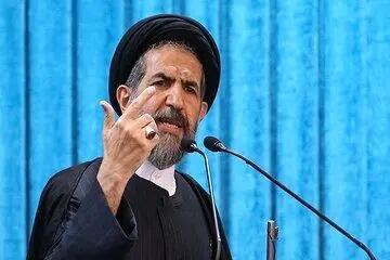 خطب نماز جمعه تهران: ملت ایران سطح جدیدی از جنگ‌های جهان را تجربه کرد