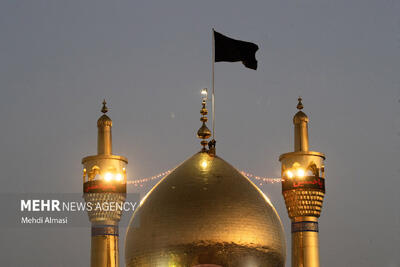 برگزاری مراسم تعویض پرچم گنبد حسینیه اعظم زنجان