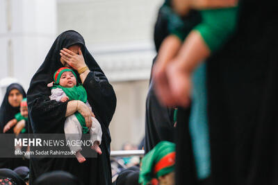 طنین لبیک یا حسین(ع) در آیین شیرخوارگان حسینی در قم