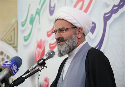 امام‌جمعه سمنان: همدلی ملت ایران در   محرم   تحکیم می‌شود - تسنیم