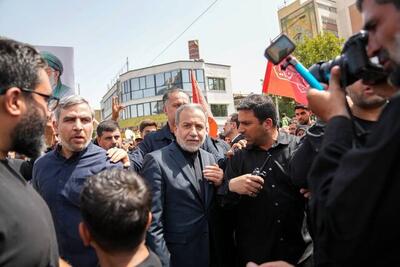وزیر امور خارجه ایران؛ با واژه «تسلیم» بیگانه است!
