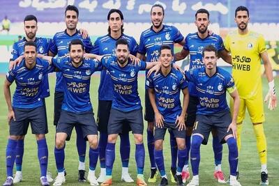 فوتبال در سایه، تبلیغات در صدر/ ملی پوش استقلال وقت سر خاراندن ندارد!