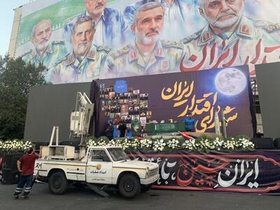 خیابان‌های منتهی به چهارراه ولیعصر تا میدان آزادی مسدود است