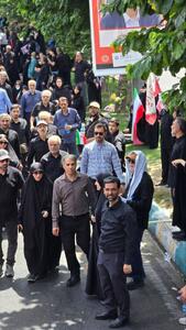 عکس/ حضور وزیر جوان دولت حسن روحانی در مراسم شهدای اقتدار | اقتصاد24