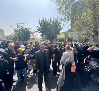 عکس/ حضور وزیر صنعت و رئیس سازمان حفاظت محیط زیست در تشییع شهدای اقتدار | اقتصاد24