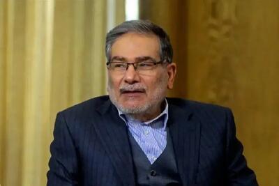 شمخانی: بعد از حمله ۳ ساعت زیر آوار بودم/نماز صبحم را زیر آوار خواندم/ یک لحظه هم نترسیدم/به دروغ گفتند پاهایم قطع شده، اصلا قطع شده باشد، پا را می‌خواهم چه کار / مذاکره برای توافق نبود برای فریب بود