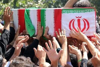 تصویری از حضور آذر منصوری در مراسم تشییع شهدای حمله اسرائیل
