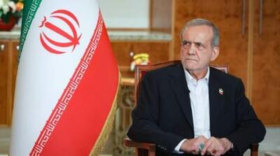 رئیس‌جمهور: اگر پناه مردم باشیم، هیچ‌گاه به سوی بیگانگان گرایش نخواهند یافت - مردم سالاری آنلاین