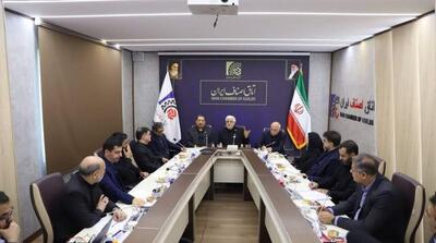 عارف: آمریکا به دنبال جدایی مردم ایران از حکومت است - مردم سالاری آنلاین