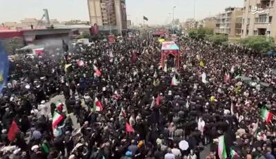 فیلم/ تایم لپسی از حضور پرشور مردم در تشییع شهدای اقتدار