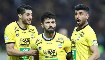 دانشگر به لباس سپاهان گیر داد!
