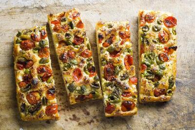 طرز تهیه نان فوکاچیا