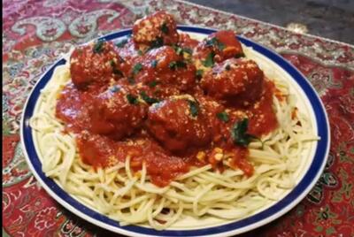 طرز تهیه اسپاگتی و میت بال متفاوت و خوشمزه