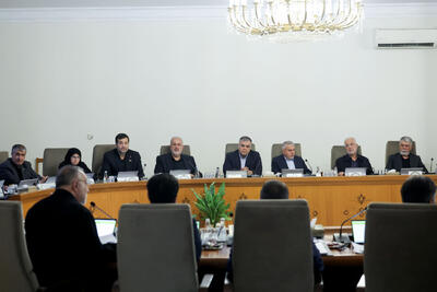دولتمردان پزشکیان سیاهپوش شدند/ تصاویری متفاوت از جلسه هیأت دولت