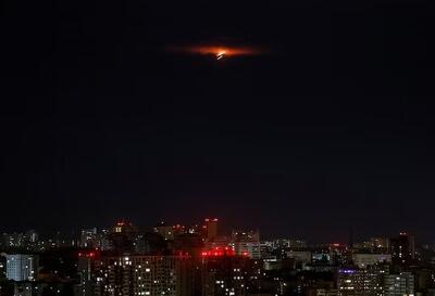 نخستین بازدید یک مقام خارجی از محل اصابت موشک ایران به تل آویو