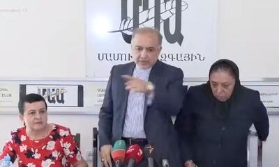 سفیر ایران یک خبرنگار را از نشست خبری خود بیرون کرد + ویدئو | ماجرا چه بود؟