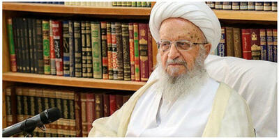 آیت‌الله مکارم شیرازی: هر شخص یا رژیمی که رهبری و مرجعیت را تهدید کند حکم محارب دارد