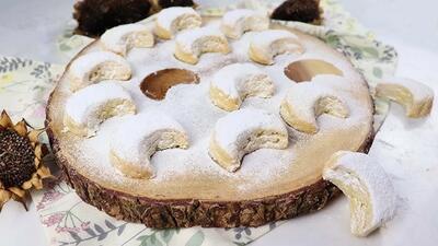 طرز تهیه شیرینی هل و بادام ترد و خوشمزه (فیلم)