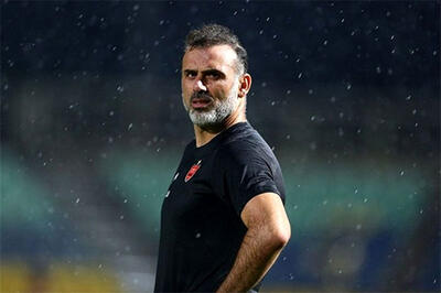 روزنامه دولت، سرمربی به پرسپولیس معرفی کرد