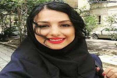 نگاه روز | رونمایی جوانه دلشاد از کتابخانه شخصی‌اش / چه دکوراسیون جالبی هم دارن