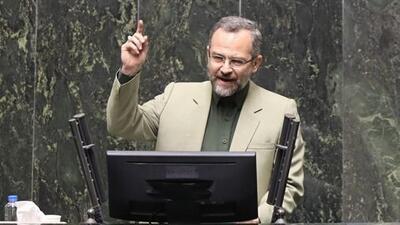 ساختار دفاعی کشور در همه حوزه ها تقویت شود