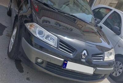 مزایده فروش 3 دستگاه خودرو های (موسسه فرهنگی موزه ها ) شامل : پژو 405 ، مگان 2000،وانت مزدا