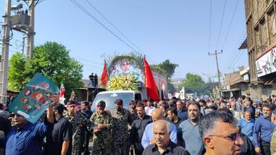مراسم تشییع سپهبد شهید غلامعلی رشید و فرزندش و سردار نصیر باغبان بر دستان خوزستانی‌ها + عکس و فیلم