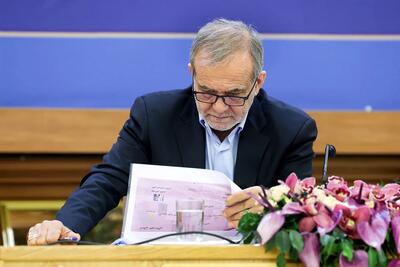 پزشکیان: دولت متولی اصلی جبران خسارات جنگ است / تاکید بر لزوم تسریع در جبران خسارات و اسکان حادثه دیدگان