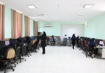 برگزاری آزمون برای فرهنگیان اعزام به مدارس خارج از کشور در بوشهر - تسنیم