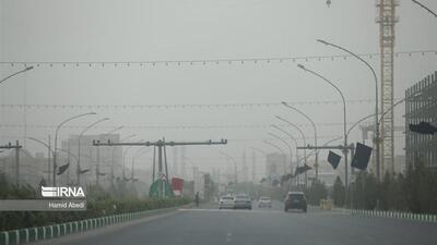 هشدار وزش باد و گردوخاک در قم/کاهش دما از جمعه