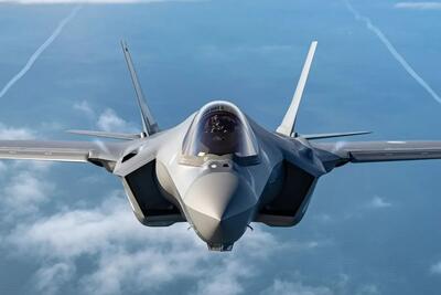 آمریکا می‌گوید روی جانشین F-35 کار می‌کند؛ جنگنده نسل ششمی F-47
