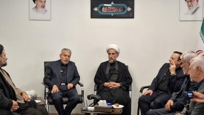 آماده مقاومت، ایستادگی و مذاکره با حفظ کرامت خود هستیم