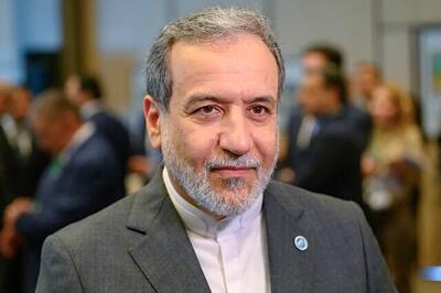 عراقچی: باید مطمئن شویم آمریکا در میانه مذاکرات حمله نمی‌کند