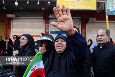تصاویر: تشییع پیکر شهید سردار «غلامعلی رشید» و فرزندش در دزفول