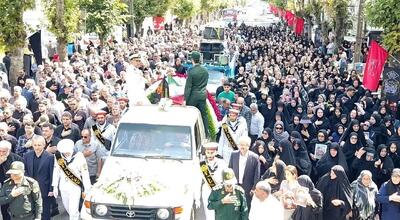 تشییع پیکر شهید «محمد امین سلطانی رزداری» سرباز ۲۰ ساله