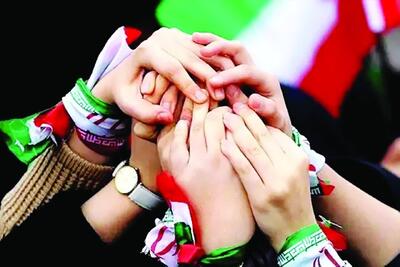 مردم کرمان اتحاد و همبستگی ملی را رمز پیروزی ملت ایران می دانند