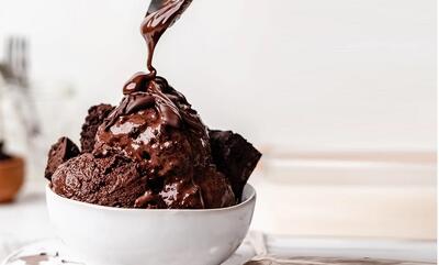طرز تهیه بستنی شکلاتی خانگی با طعم بازاری