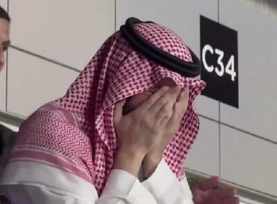 رئیس باشگاه الهلال اشک می‌ریخت! (عکس) - پارس فوتبال