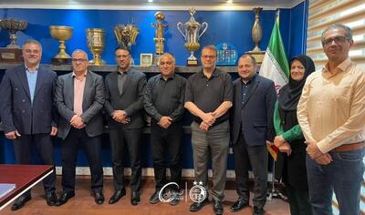 مالک باشگاه استقلال هیات مدیره را به خط کرد! +عکس - پارس فوتبال