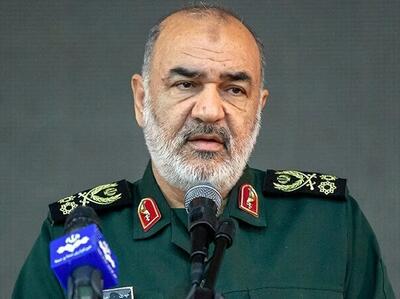 دختر شهید سپهبد سلامی: تیرهای فتنه دشمن با سد ملت متمدن ایران مواجه شد