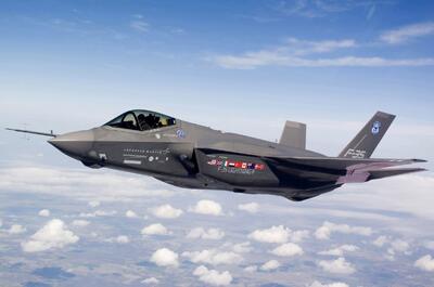 چرا جنگنده F-35 لقب پنگوئن جنگی را گرفته است؟