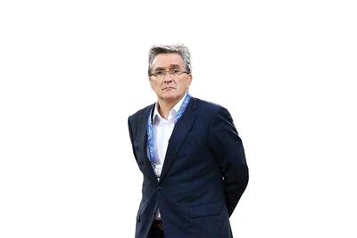 پرسپولیس، سرگردان میان آشنا و ناآشنا