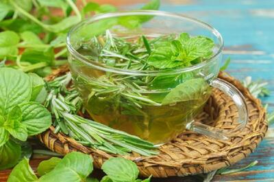 چرا باید در روزهای گرم چای نعناع بنوشید