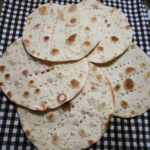 آموزش درست کردن نان در خانه / به راحتی در سه سوت این نان خانگی را درست کن + فیلم