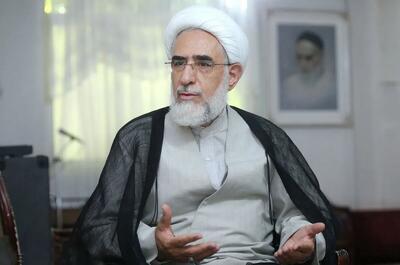 تقسیمات تفرقه‌افکن را کنار بگذاریم / وحدت ملی به معنای یکسان‌سازی فکری نیست