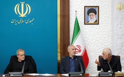 درخواست پزشکیان از سردار رادان: بازنگری در ارتقای کیفیت ارائه خدمات انتظامی در دستور کار قرار گیرد