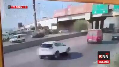 تصویری از لحظه حمله پهپادی اسرائیل به یک خودرو در جنوب بیروت